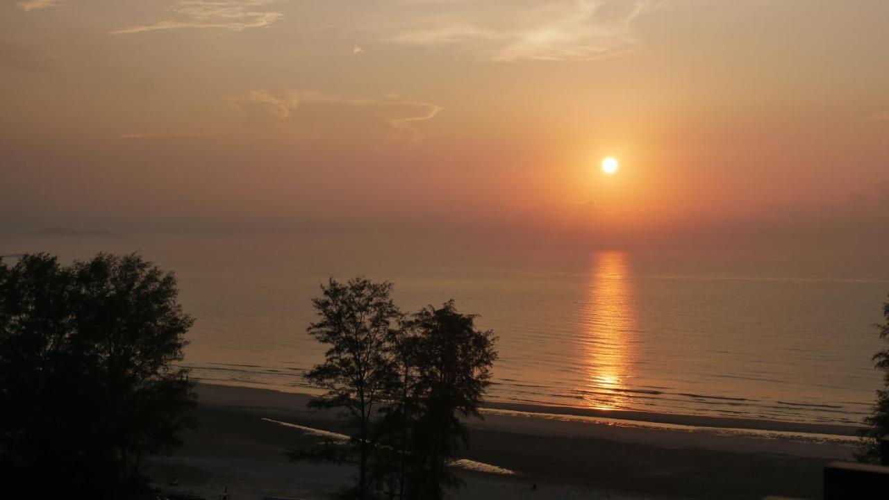 Sea La Vie @ Swiss Garden Resort Residence Куантан Экстерьер фото